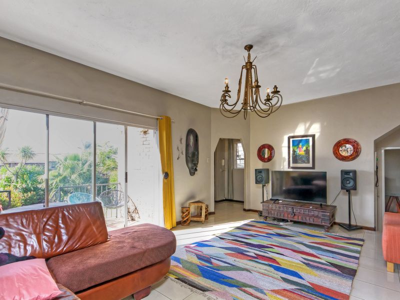 DISCOVER, COMFORTABLE AND STYLISH LIVING IN THIS BEAUTIFUL DUPLEX UNIT AND VERY SECURED COMPLEX!!! - Photo 5