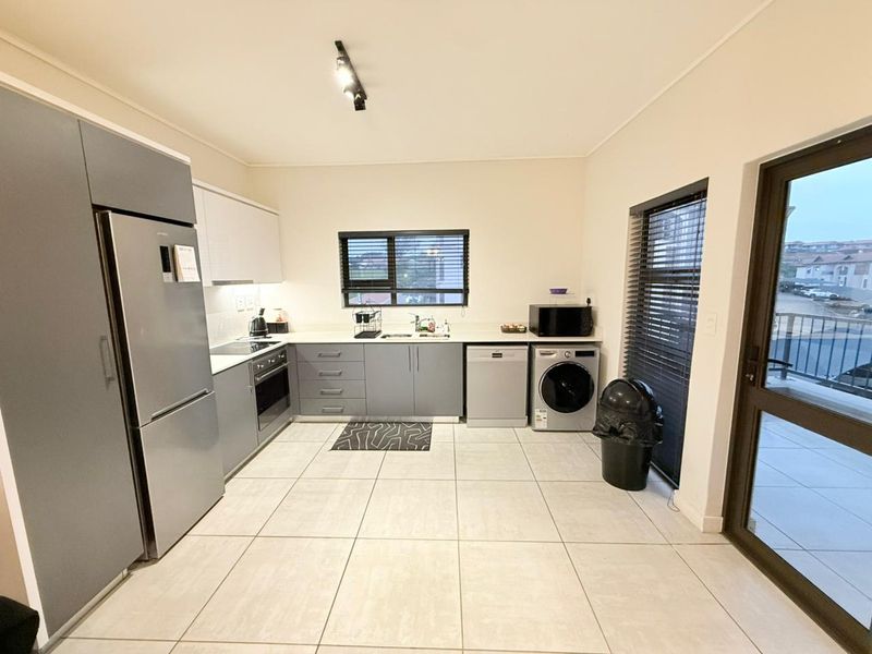 Spacious 2-Bedroom, 2-Bathroom  Apartment – Izinga Eco Estate, Umhlanga - Photo 1