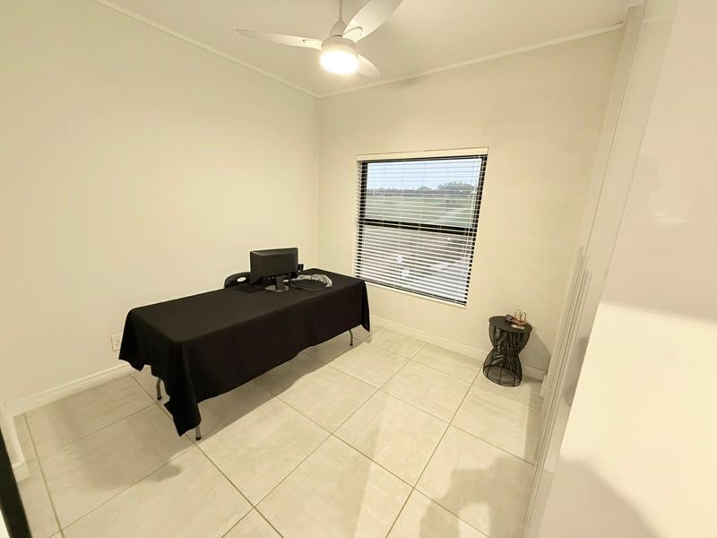 Spacious 2-Bedroom, 2-Bathroom  Apartment – Izinga Eco Estate, Umhlanga - Photo 9