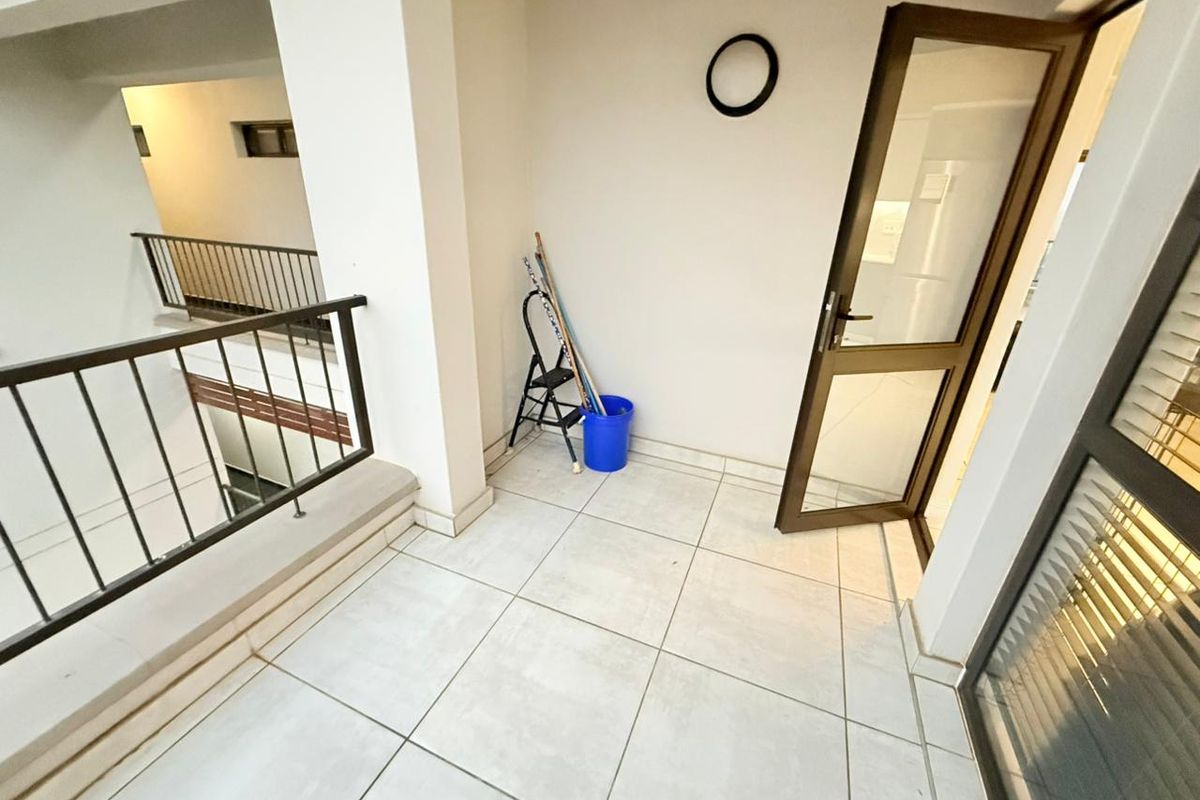 Spacious 2-Bedroom, 2-Bathroom  Apartment – Izinga Eco Estate, Umhlanga - Photo 5