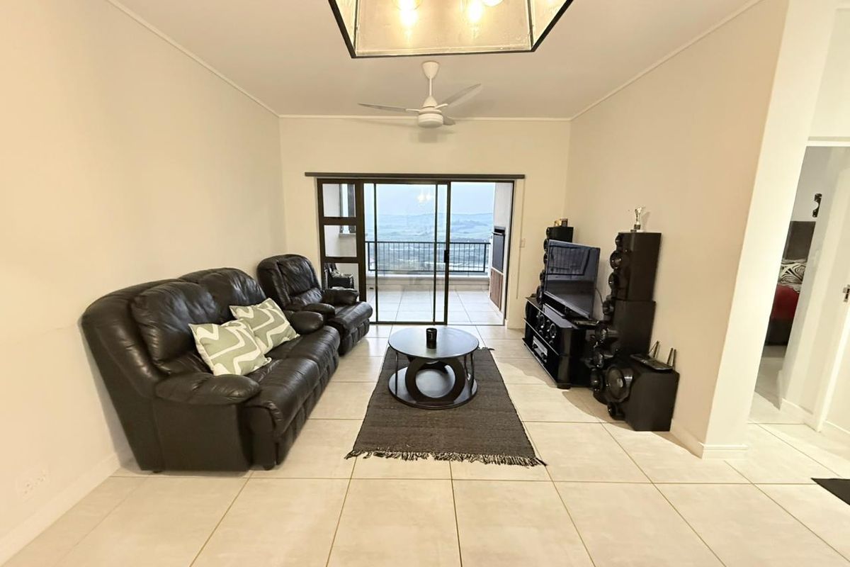 Spacious 2-Bedroom, 2-Bathroom  Apartment – Izinga Eco Estate, Umhlanga - Photo 4