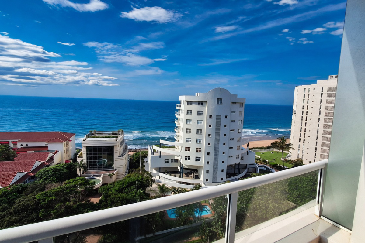 Stunning Furnished 2 bedroom apartment - Photo 2