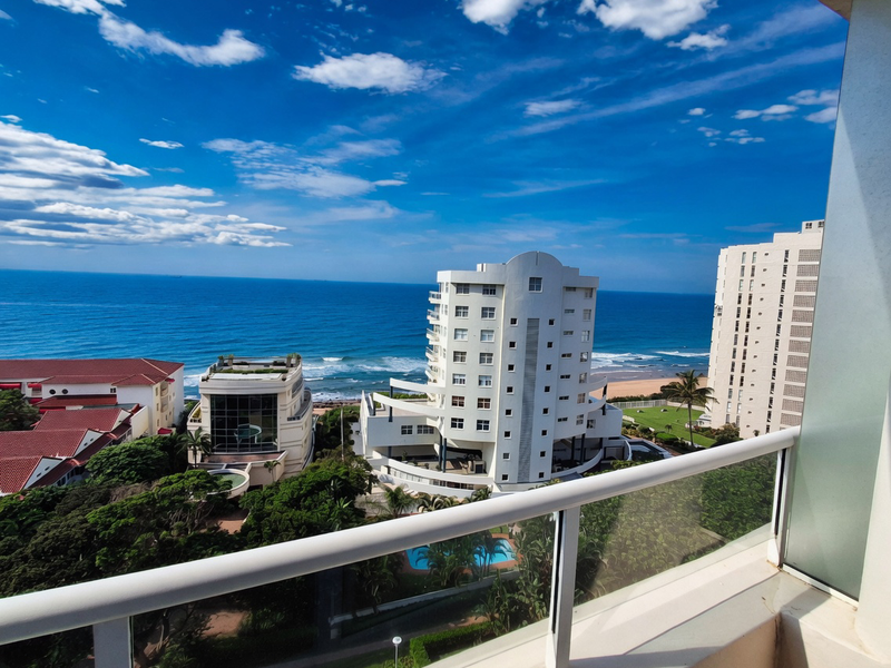 Stunning Furnished 2 bedroom apartment - Photo 2