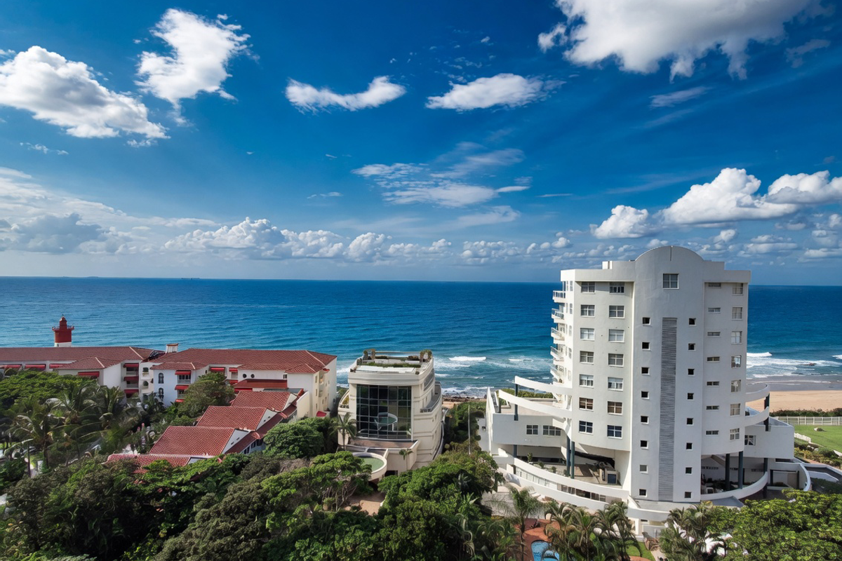 Stunning Furnished 2 bedroom apartment - Photo 3