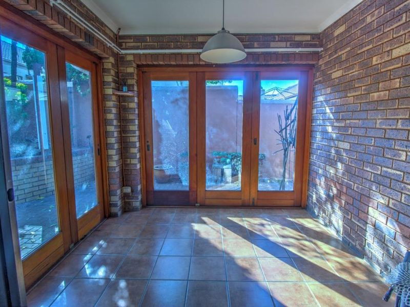 Pristine Executive Cluster in Bishops Court - Photo 9