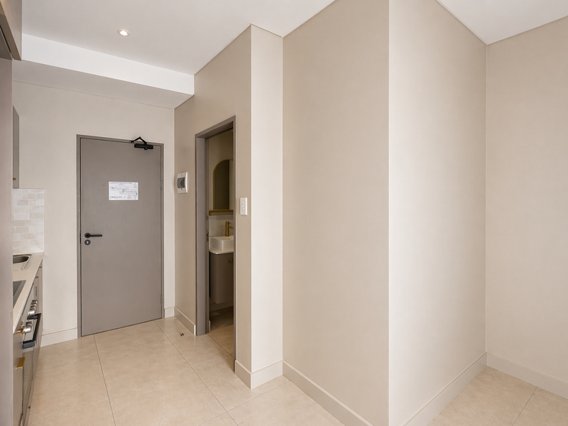modem one bedroom apartment in the heart of Sandton - Photo 10