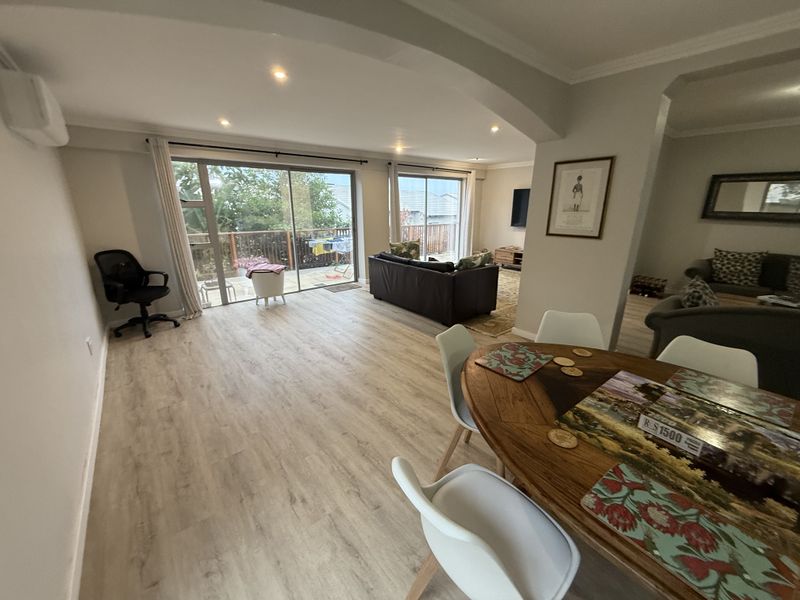 Spacious 4 bedroom townhouse in Umhlanga - Photo 9