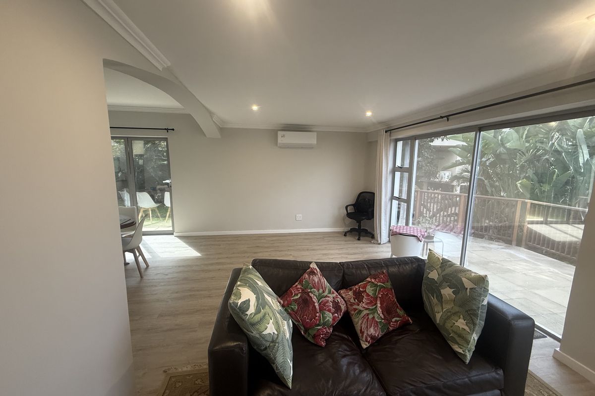 Spacious 4 bedroom townhouse in Umhlanga - Photo 5