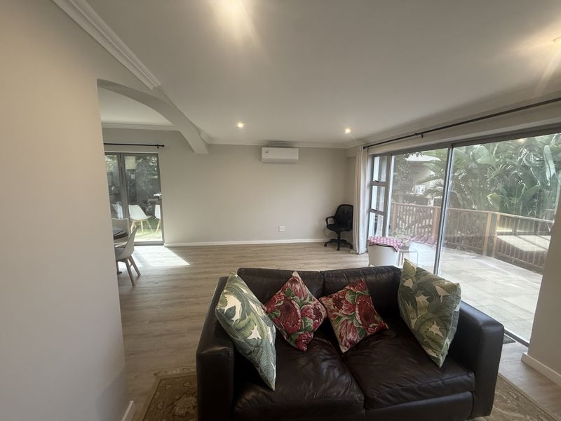 Spacious 4 bedroom townhouse in Umhlanga - Photo 5