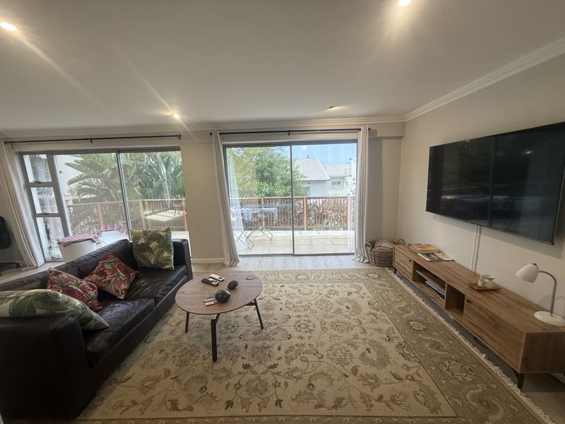 Spacious 4 bedroom townhouse in Umhlanga - Photo 4