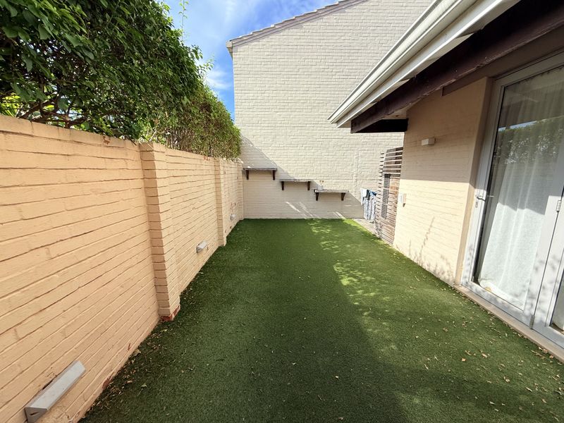 4 bedroom townhouse with private pool - Photo 6