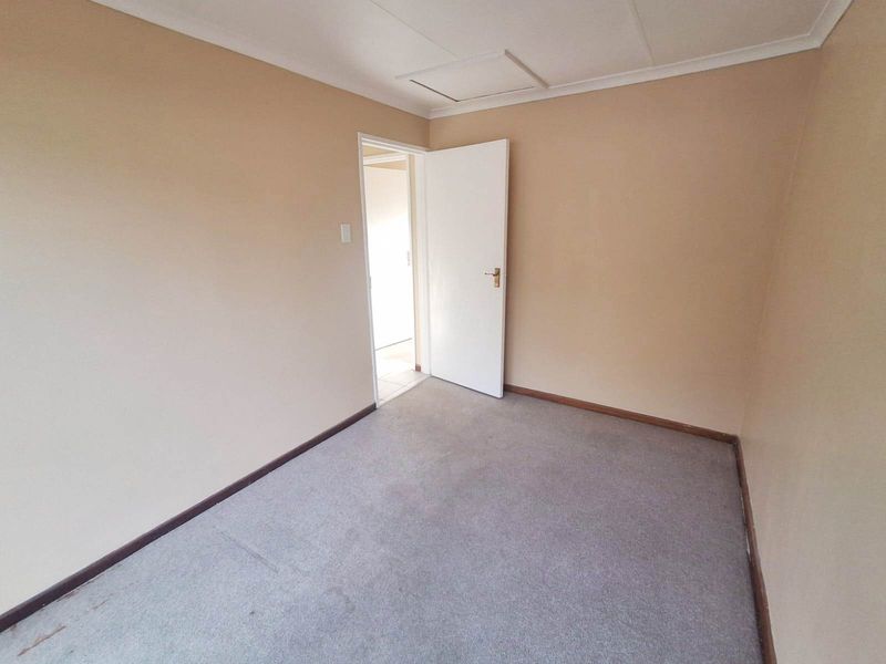 KAMMA PARK 2 BED 1 BATH TOWNHOUSE FOR RENT - Photo 9