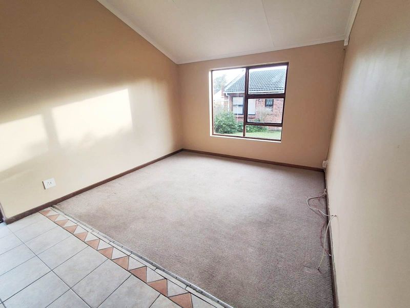 KAMMA PARK 2 BED 1 BATH TOWNHOUSE FOR RENT - Photo 5