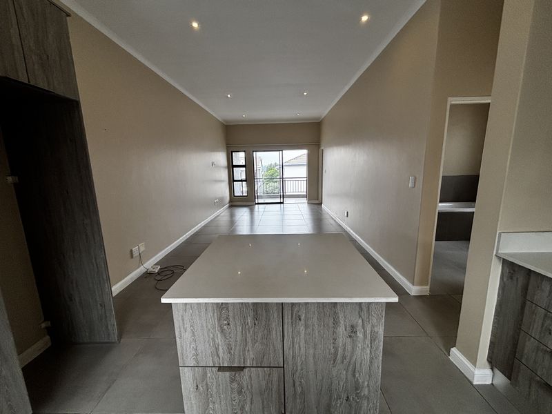 Apartment For Sale In Sandton - Photo 1