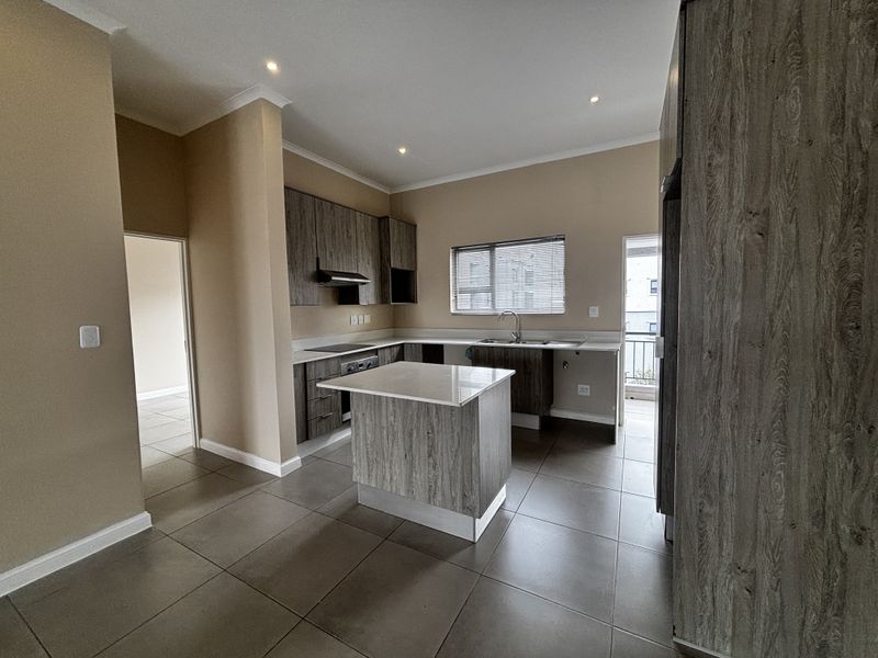 Apartment For Sale In Sandton - Photo 10