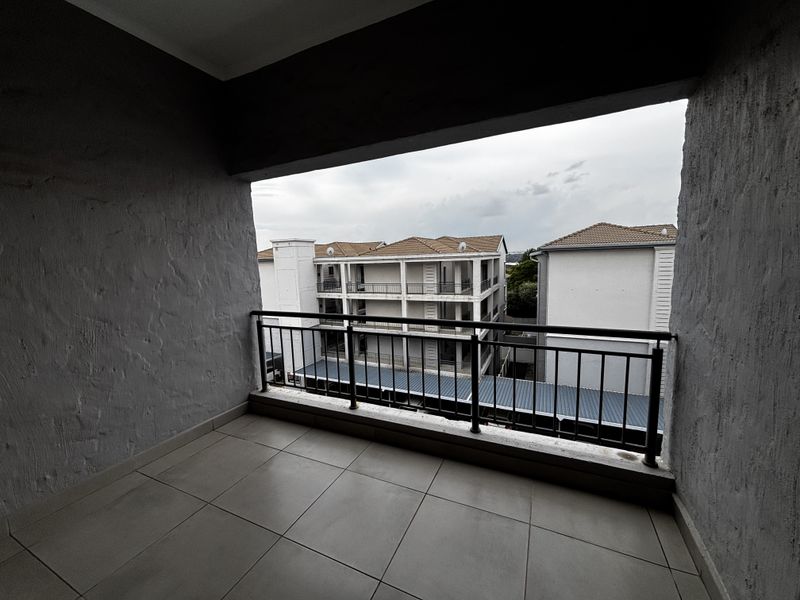 Apartment For Sale In Sandton - Photo 7