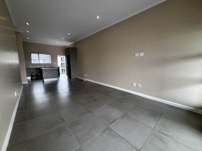 Apartment For Sale In Sandton - Photo 6