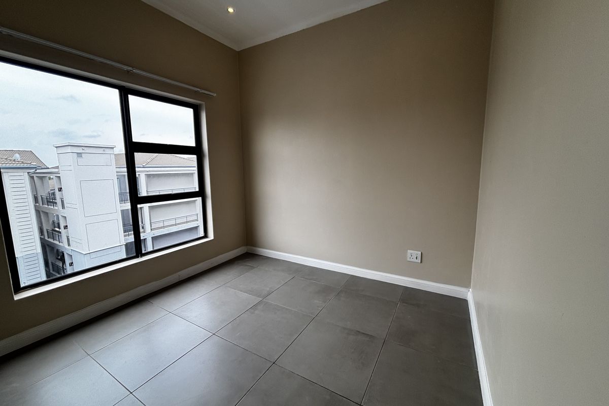 Apartment For Sale In Sandton - Photo 5