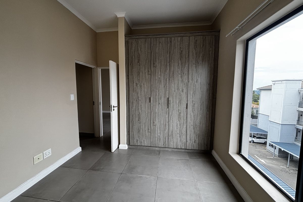 Apartment For Sale In Sandton - Photo 3