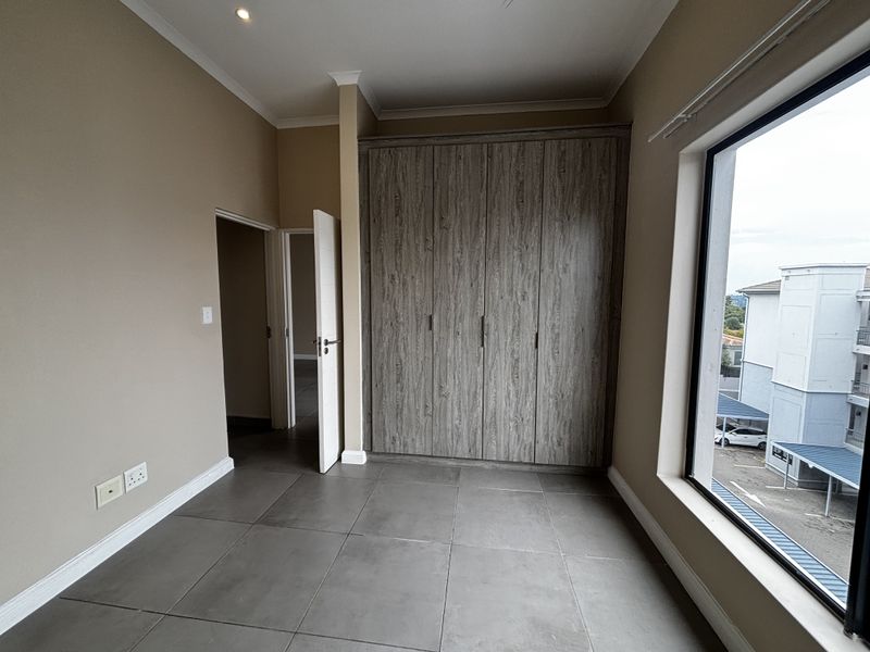 Apartment For Sale In Sandton - Photo 3