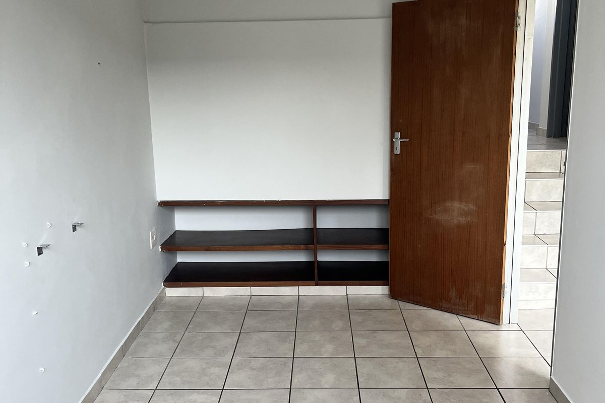 1 Bedroom Apartment for Rent in Norwood - Photo 4