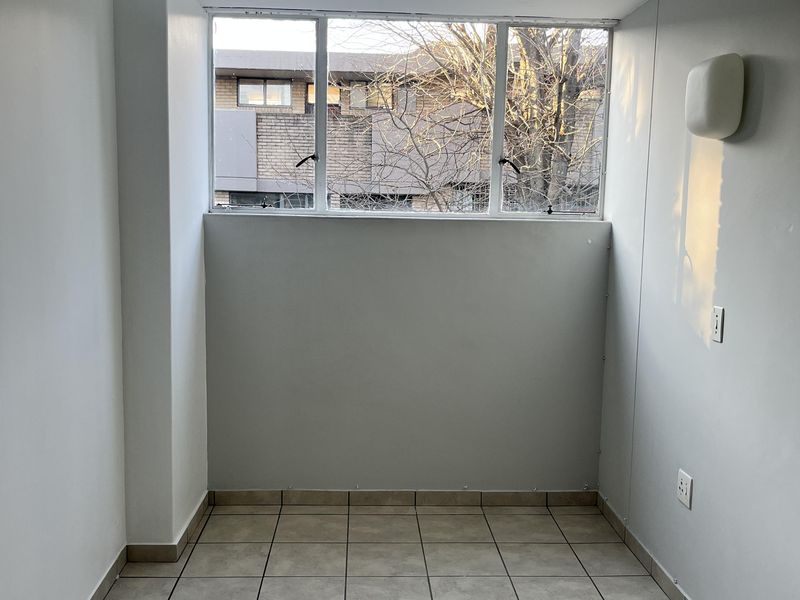 1 Bedroom Apartment for Rent in Norwood - Photo 3