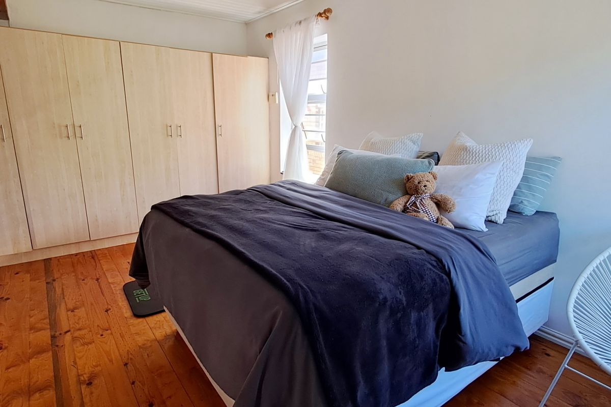 WALMER HEIGHTS LOFT APARTMENT FOR RENT - Photo 4