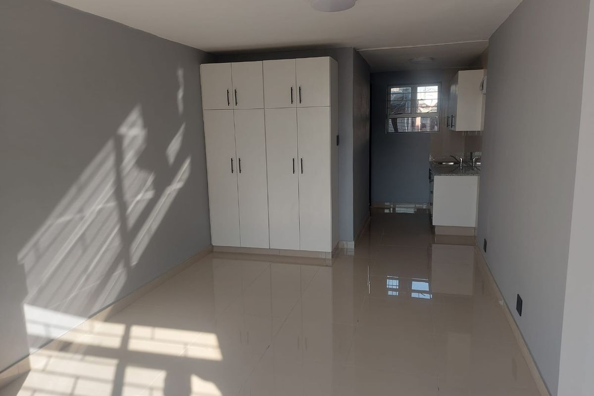 Studio Unit Available in Durban Central - Photo 5
