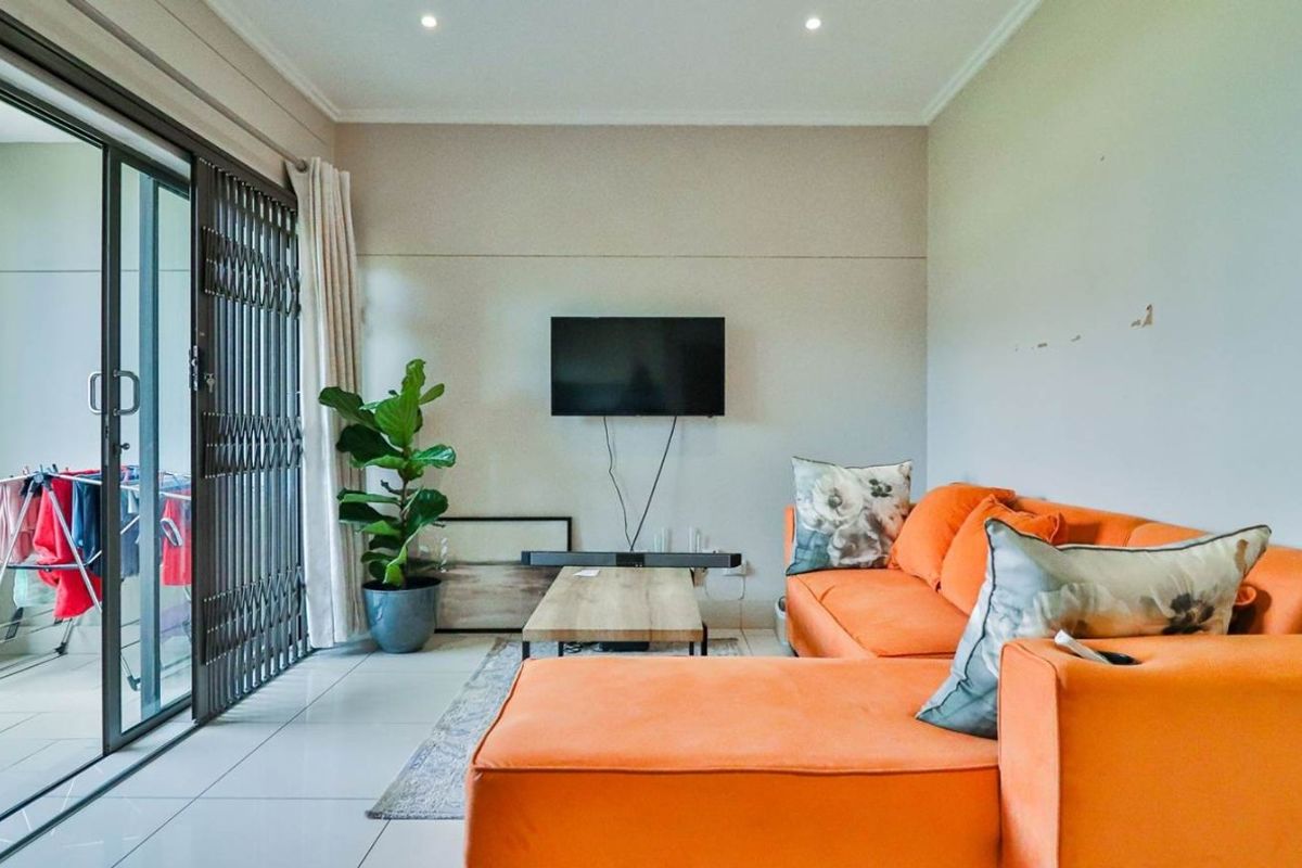 2 Bedroom apartment for sale in Umhlanga Ridge - Photo 5