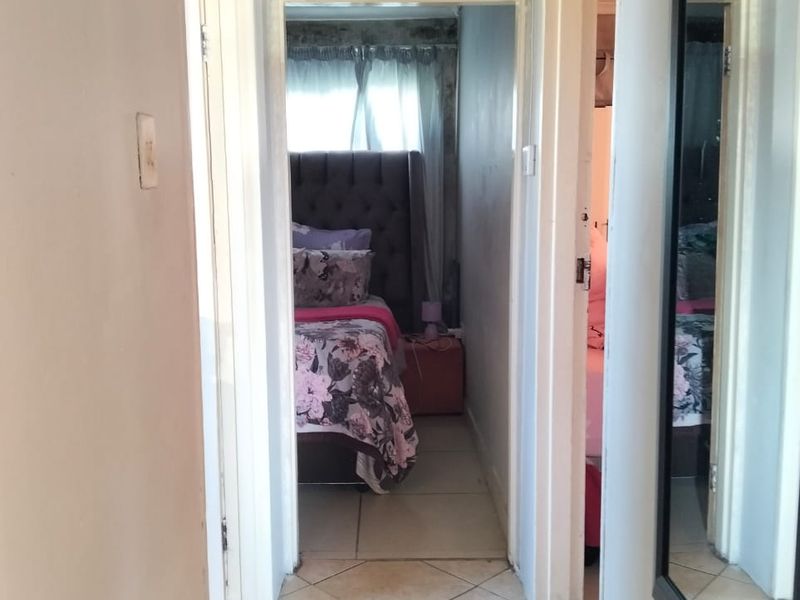 2 BED 1 BATH HOUSE FOR SALE - Photo 9