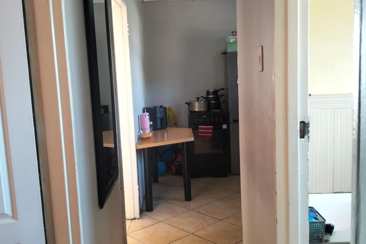 2 BED 1 BATH HOUSE FOR SALE - Photo 5