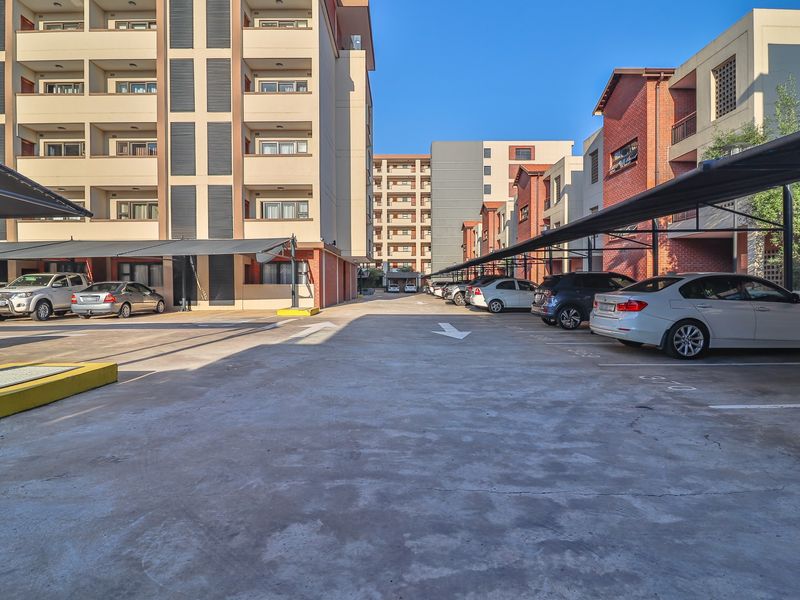 Luxurious 2 Bedroom Apartment in Umhlanga In the famous Ridge Town Central. - Photo 5