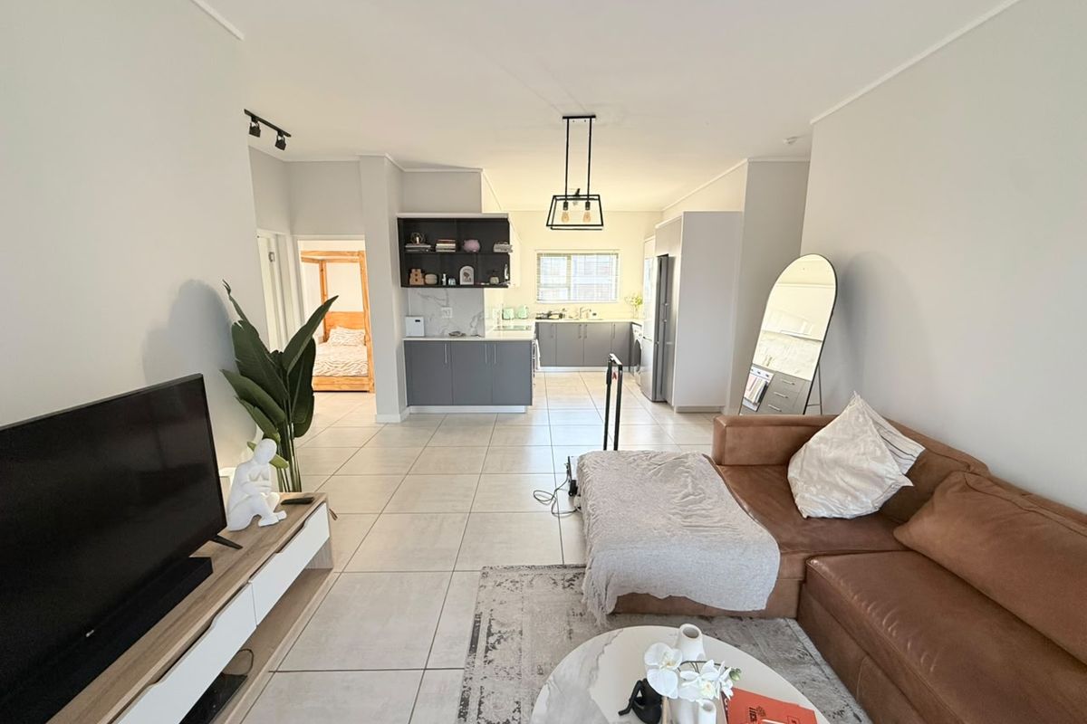 Spacious two Bedroom, two Bathroom  Apartment, Izinga Eco Estate, Umhlanga - Photo 3