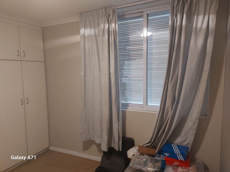 Modern Two Bedroom Apartment - Prime Umhlanga - Photo 10