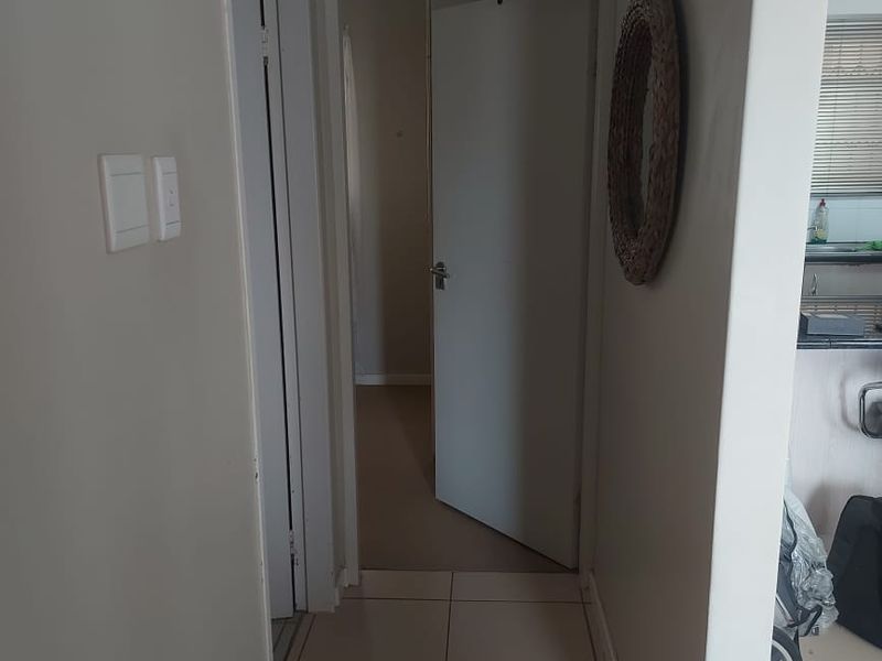 Modern Two Bedroom Apartment - Prime Umhlanga - Photo 8