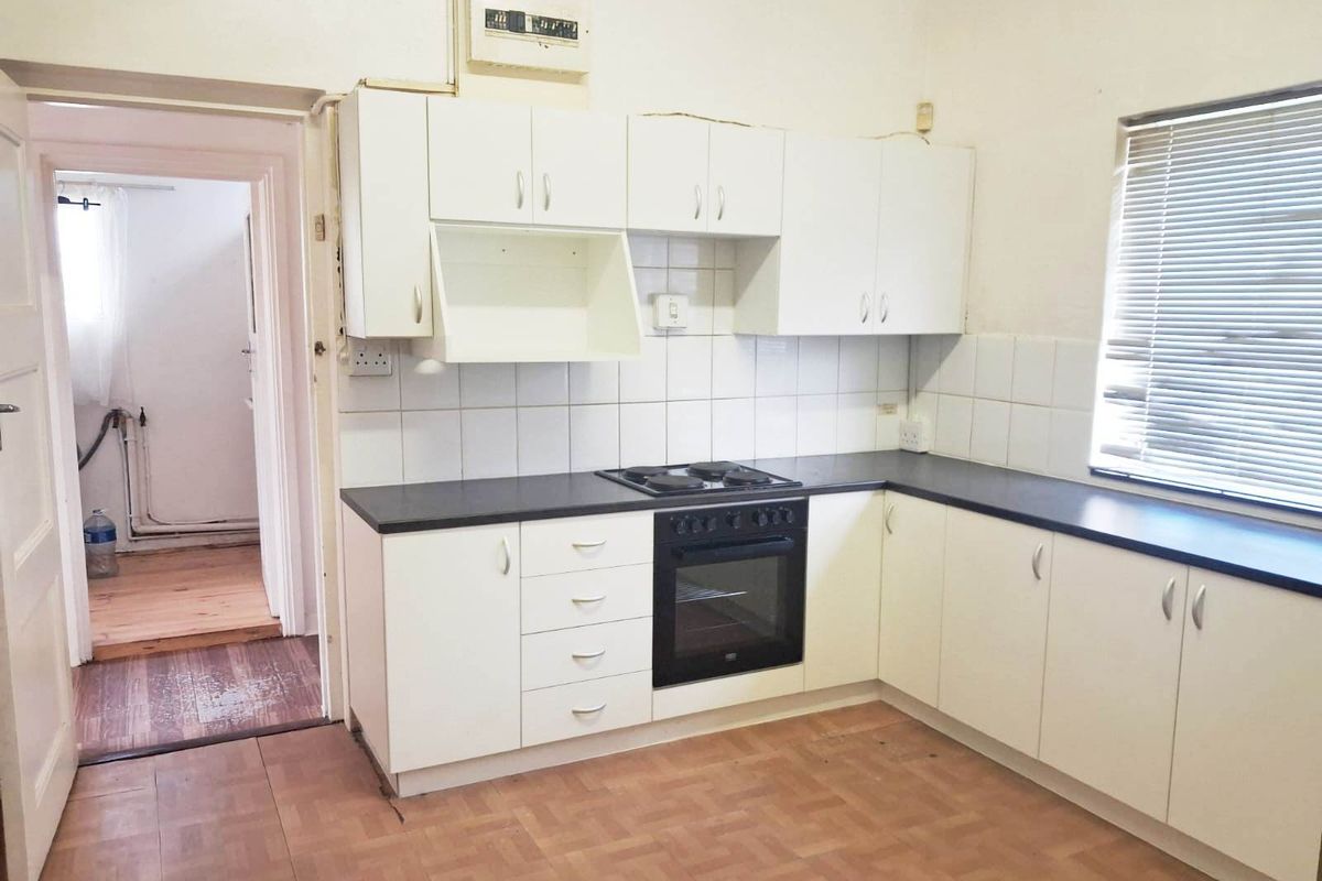 NEWTON PARK 3 BED 1 BATH HOUSE FOR RENT - Photo 3