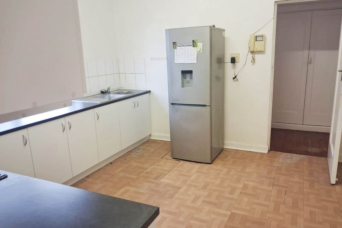 NEWTON PARK 3 BED 1 BATH HOUSE FOR RENT - Photo 4