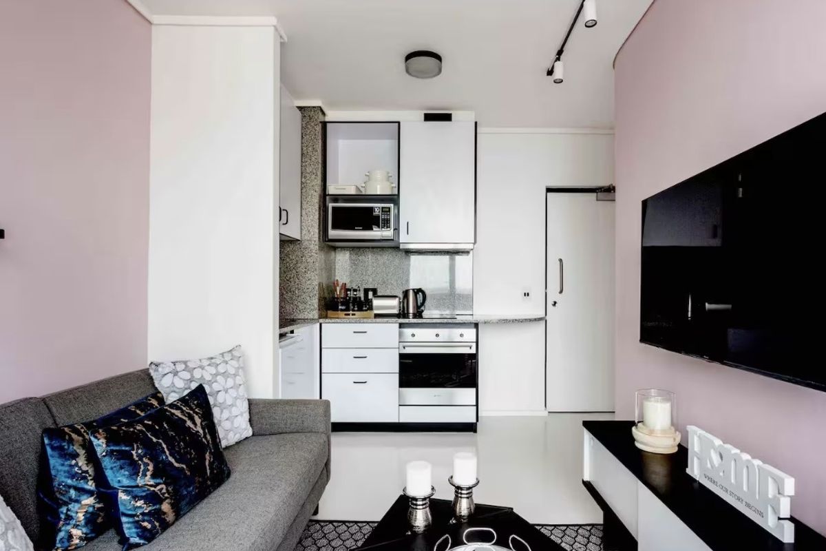 Micro apartment in sea point - Photo 2