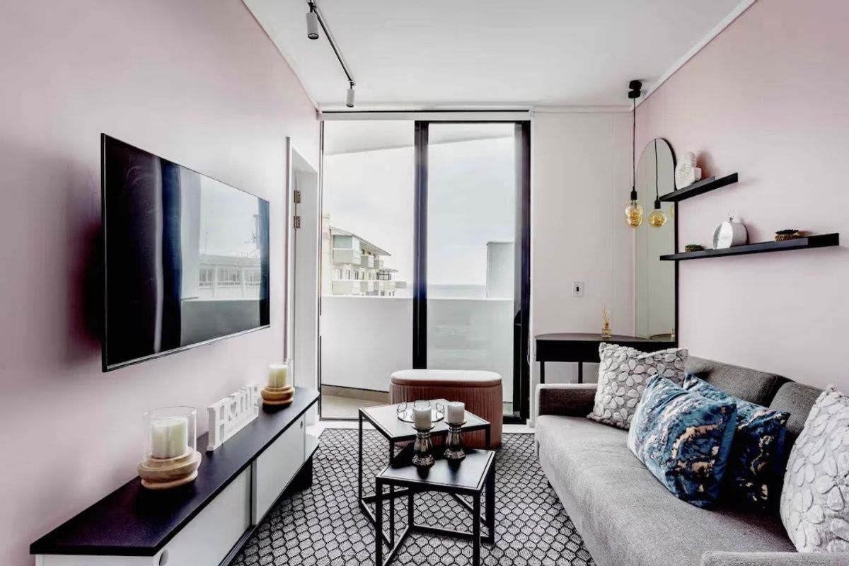 Micro apartment in sea point - Photo 3