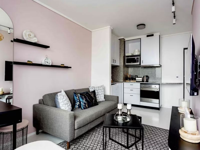 Micro apartment in sea point - Photo 5