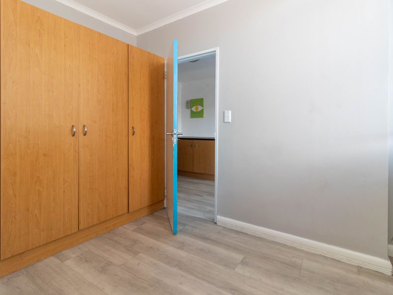 Modern 2 Bedroom Apartment in The Square , City Centre - Photo 10