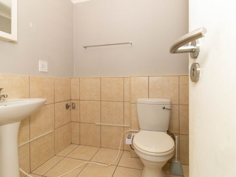 Modern 2 Bedroom Apartment in The Square , City Centre - Photo 6