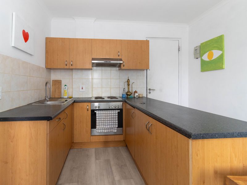 Modern 2 Bedroom Apartment in The Square , City Centre - Photo 5