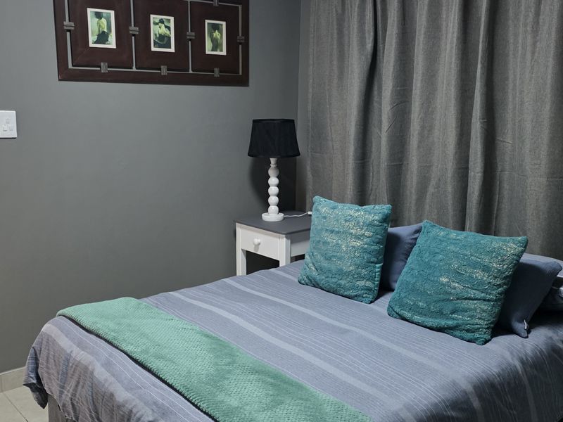 Modern Fully Furnished 1-Bedroom Flatlet to Let in Mooinooi - Photo 9