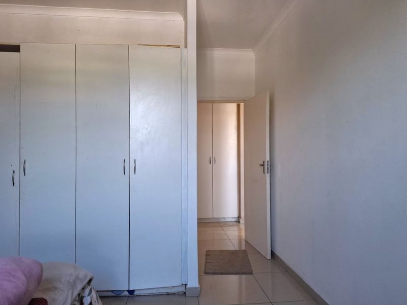 2 Bedroom Apartment in Westbrook Village - Photo 10