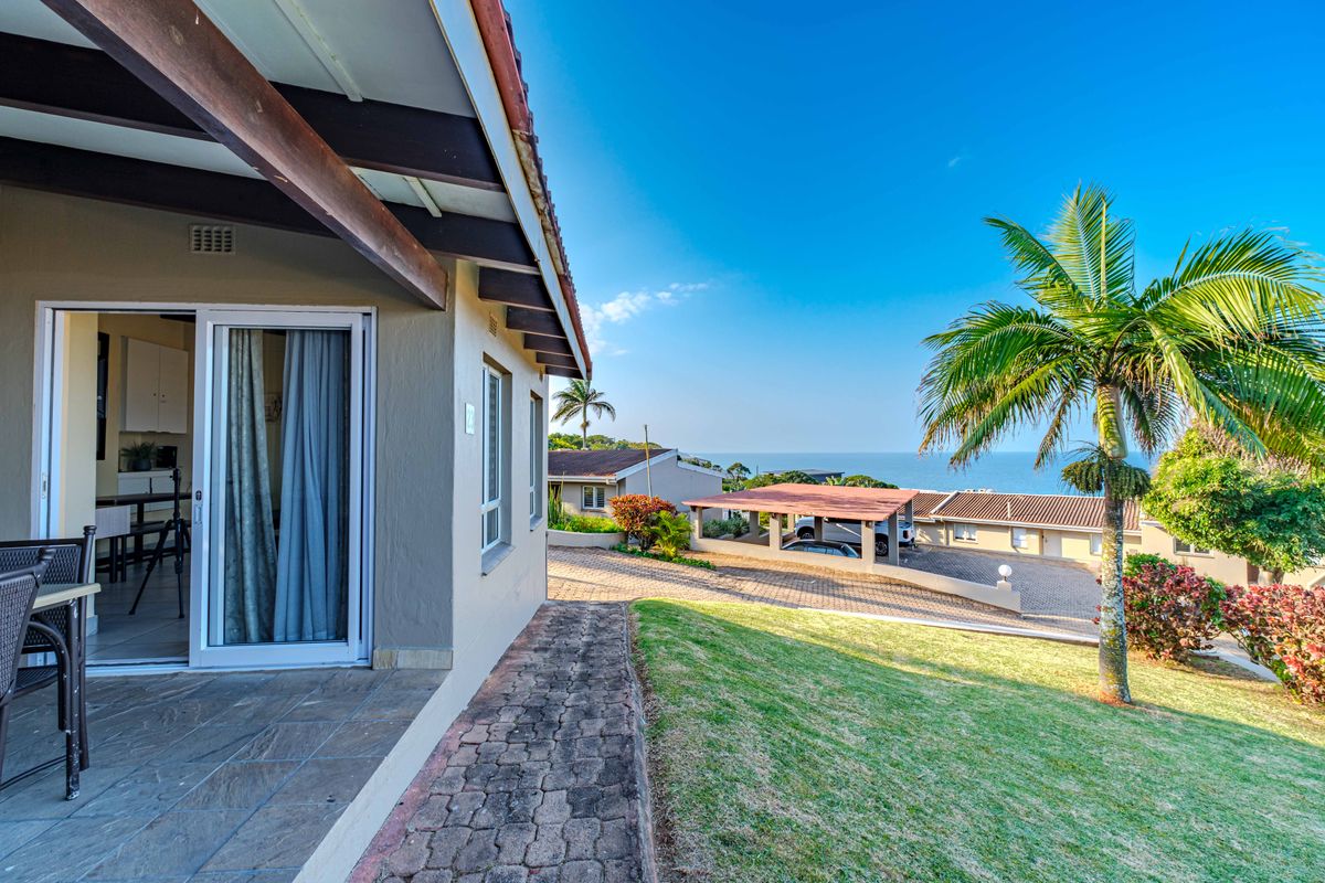 Stylish 2-Bedroom Apartment with Partial Sea Views - Photo 4