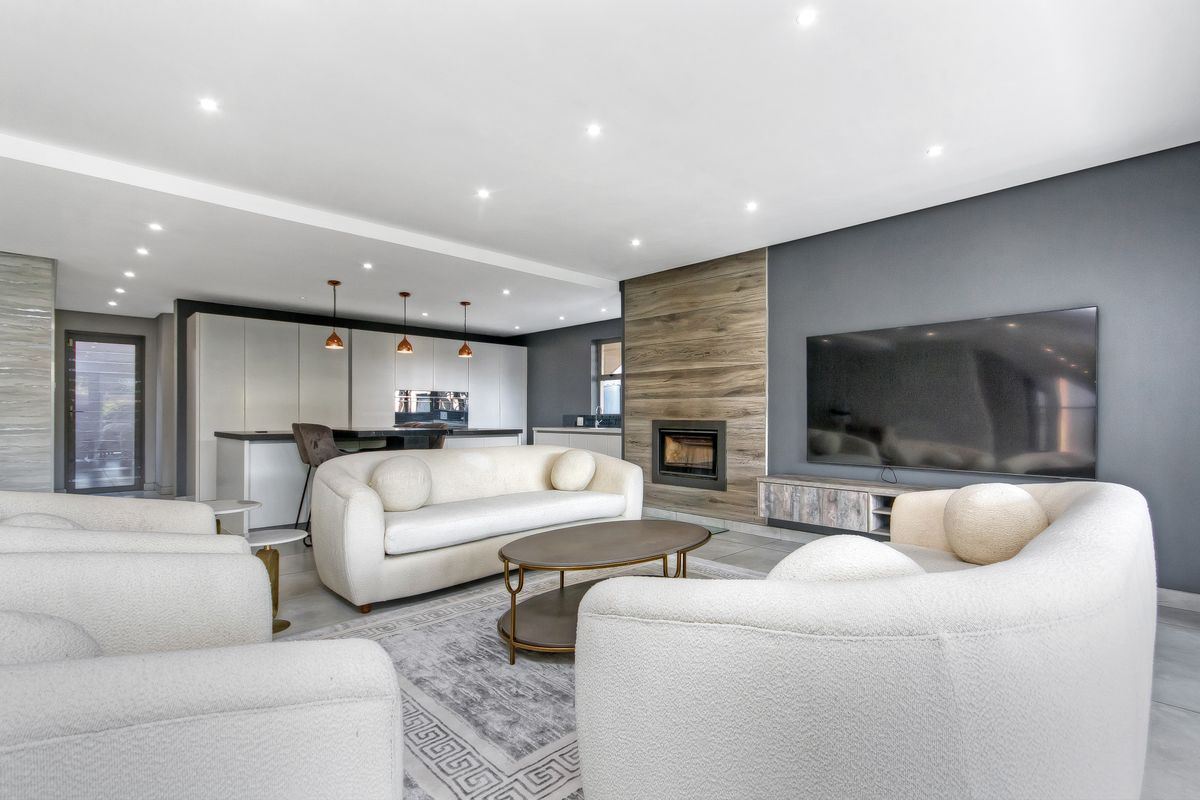 6 ENSUITE furnished masterpiece in Morningside - Photo 2