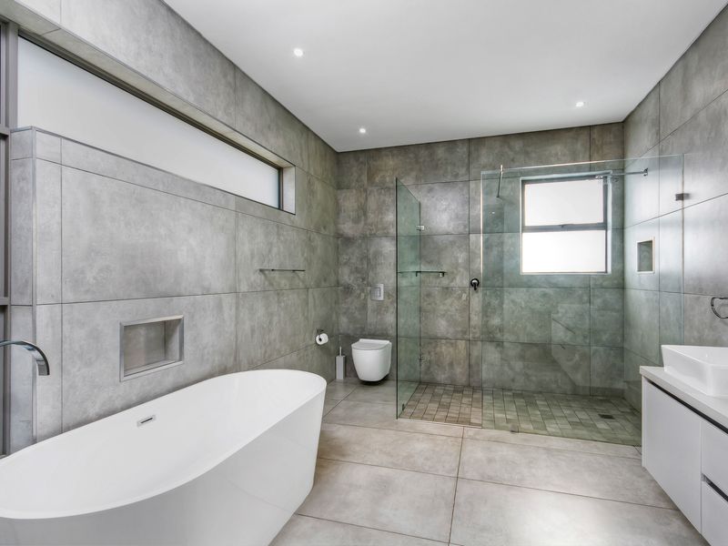 6 ENSUITE furnished masterpiece in Morningside - Photo 10