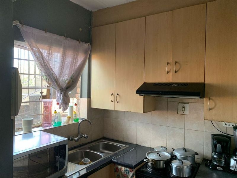 2 Bedroom Apartment for the investor or small family - Photo 2