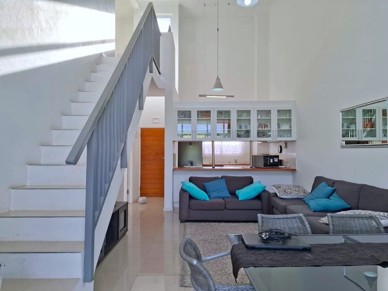 3 Bedroom Duplex apartment near the beach in Westbrook Village - Photo 2